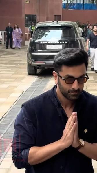  Ranbir Kapoor’s Dussehra Speech Goes Viral, Actor Apologises for Verbal Slip